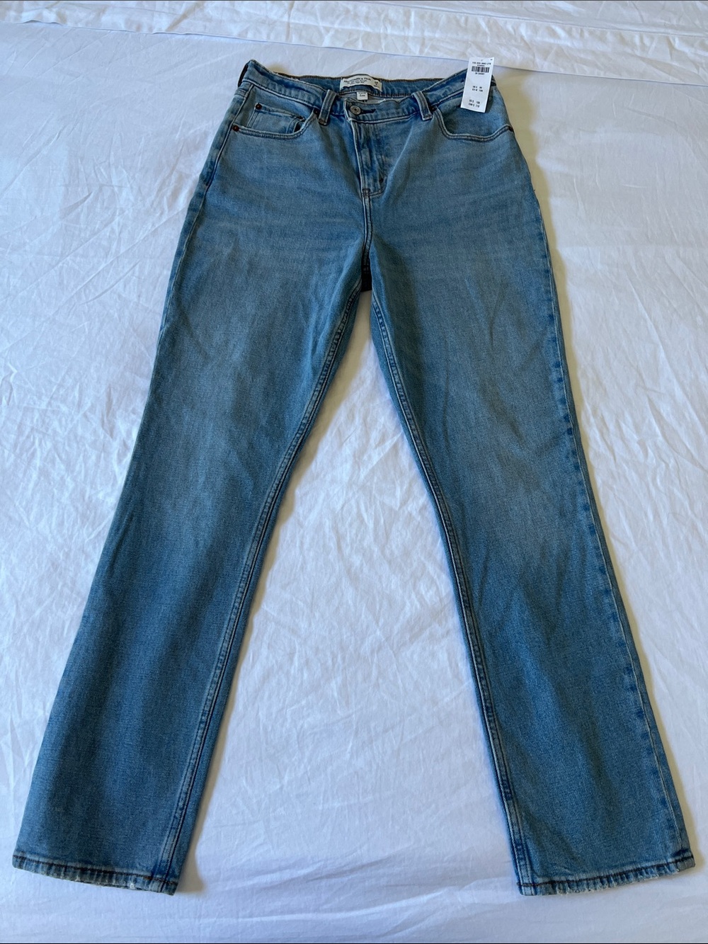 Abercrombie & Fitch Women's Medium Blue Straight-Leg Jeans ultra high rise 28/6